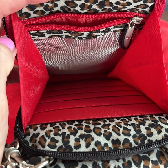 Travelon crossbody - Picture 4 of 11